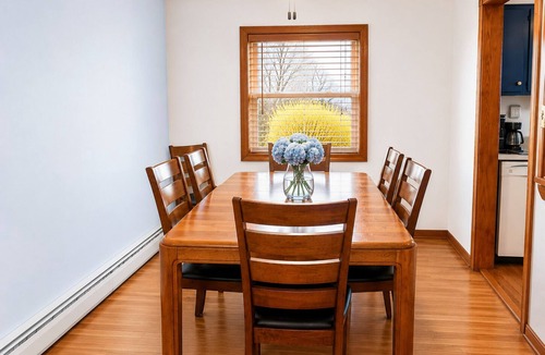 Walloon Lake Cottage | Walk to Walloon Village, Beach & 10 min to Petoskey or Boyne Mountain