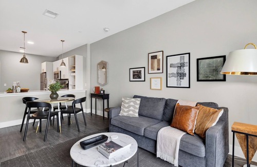 Hillsboro West End House | Walkable Hillsboro Village | Terrace | Near Vanderbilt + Music Row | Belcourt