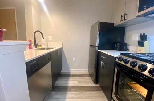Midtown Apartment | ~Walking distance-DMC/Perfect for Monthly stay