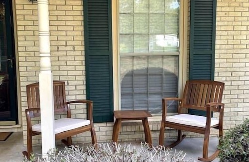 Madison House | Warm and cozy four bedroom home with fireplace.