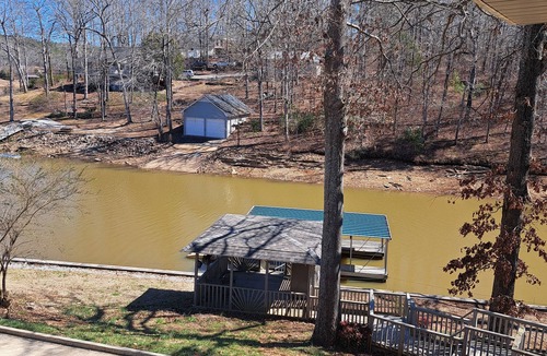 Wedowee House | Warren Cove 6bd 3.5ba home Sleeps 22, ramp, dock plenty of parking