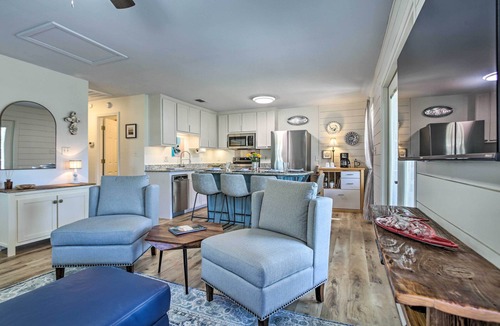Shoreline Park House | Waterfront Bay St Louis Oasis w/Deck & Dock!