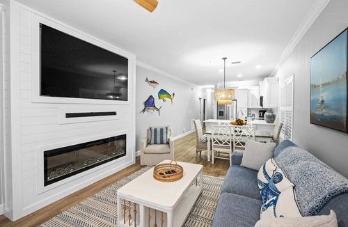 Orange Beach Condo | Waterfront Beautiful 3BR End-Unit in Walker Key— Balcony, Pools, and Boat slip