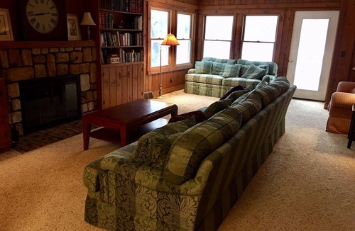 Shelby Cottage | Waterfront Cottage on beautiful Steinsee