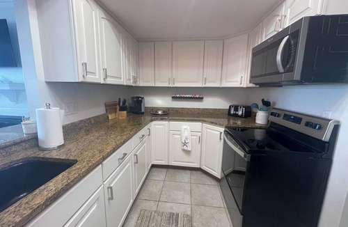 Southwind House | Waterfront Paradise/Panoramic Views/Beach access/Pets Ok w/fee