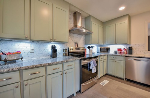 Tuscaloosa House | Welcome to Crimson Diamond! Close to campus, great for football!