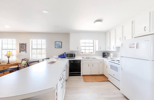 Silver Cay House | Welcoming home with WiFi, gulf views & spacious deck - steps to the beach