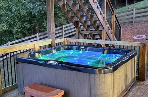 Harrison House | Wellness Lodge-Star Dome/Sauna/Cold Plunge/Hot Tub