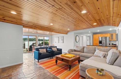White Lake House | White Lake MI Lakeside Home, Hot Tub, Pet Friendly