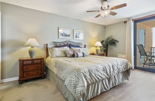 Orange Beach East Condo | Wind Drift 710S | Beachfront Condo w/ Boat Slip Available | Near Flora Bama