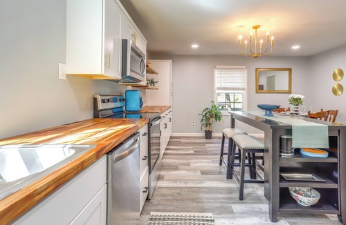 Summerville House | Woodsy Retreat Near Sloppy Floyd State Park!