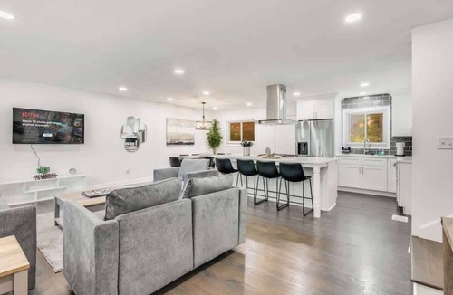 Belvedere Park House | Work-ready Decatur home, sleeps 12