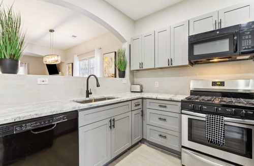 Collier Heights House | World Cup Home Private 3 Bedroom/2.5 Bath Free Private Parking Near Stadium