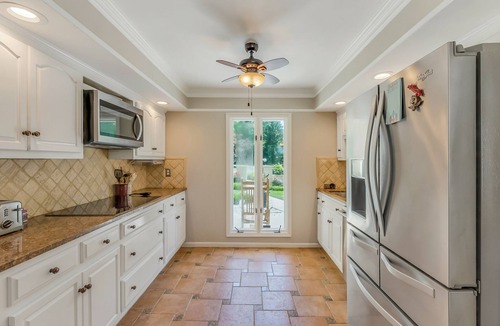 Cullman House | Yellowhammer Hill - Amenities galore! Near Cullman