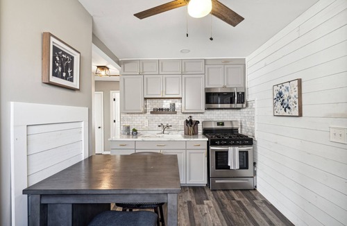 Taylor House | Your Metro Detroit Home Base!