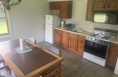 Republic Cabin | Your own private lake with lodge! Sleeps 24 people. Lots of parking.