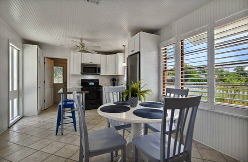 Bay St Louis House | Your quaint family-friendly getaway on the Coast!