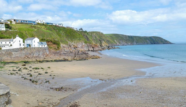 1 bedroom accommodation in Gorran Haven, St Austell in St Austell