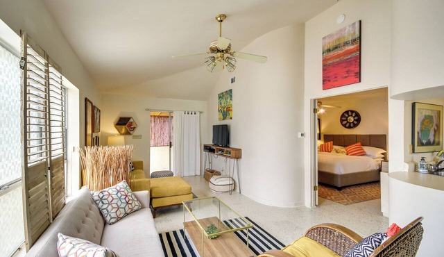 1 Block to Beach: Biloxi Hidden Gem w/Gulf View