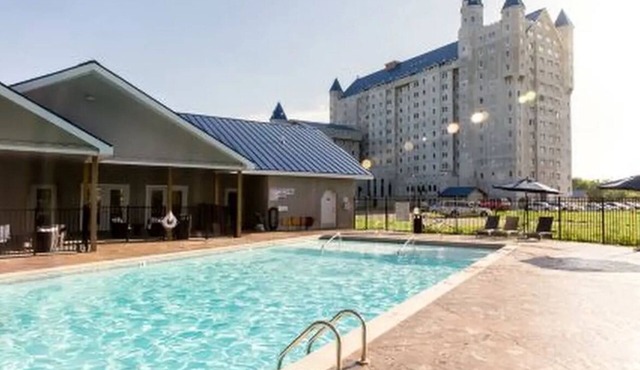 2 bed 2 bath apartment in Castle