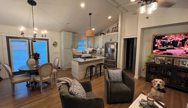 3/2 + Office/Laundry Rm & Outdoor Space Pets Okay!