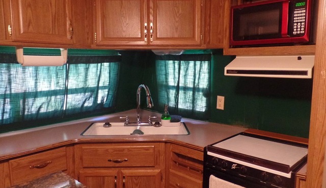 30 foot camper/Tiny home conversion (knoxville)