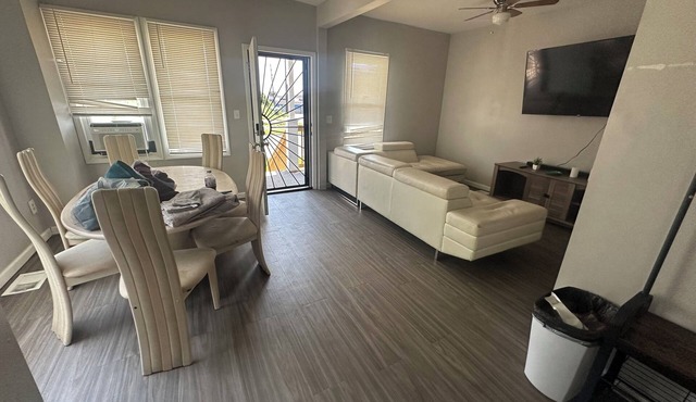 420 friendly sleeps 8 in Detroit’s east side with WiFi, AC. Enjoy your stay