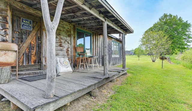 5-acre Kingston Getaway: Sauna & Fire Pit