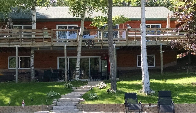 50ft TO WATER~GREAT LOCATION~STOCKED WITH CONVENIENCES! License #008922