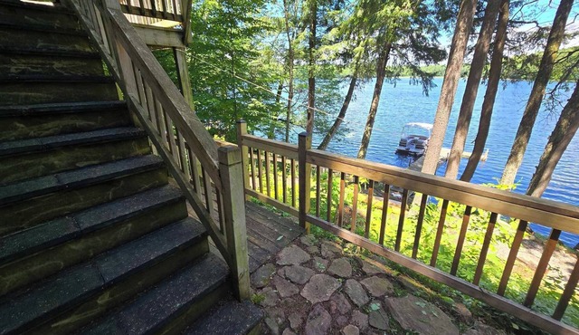 A Place To Heal on Ada Lake 3BDRM Lake Home, Swim Raft, Optional Boat Rental