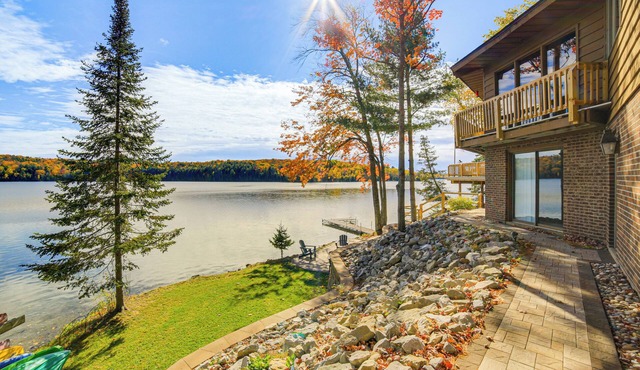 All-Season Adventures! Chicaugon Lakefront Gem