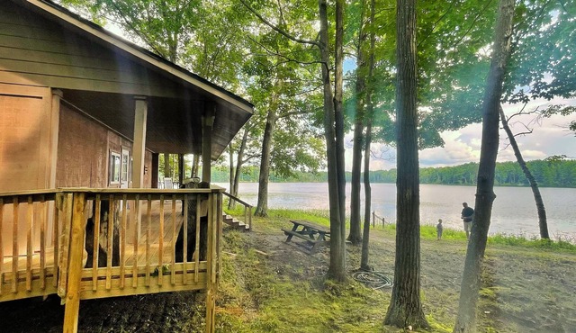 Arrowhead Lake Camp - Black Bear Lodge Lake View