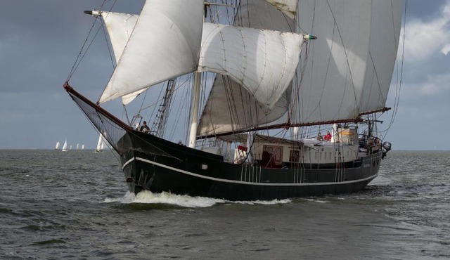 B&B Sailing Ship Summertime in Kampen