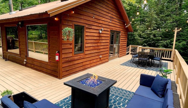 Bayfield Fruit Loop Retreat - Main Cottage in Bayfield