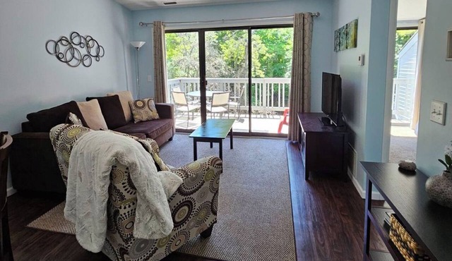 Beach, Boat Rentals, Near Horse Shows! RIverside Shores