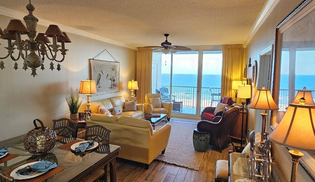 Beachfront!-Enjoy the golden sun, turquoise surf & powder white sand in luxury