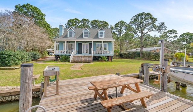 Beautiful home with gorgeous bay view!