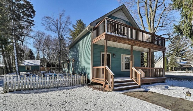 Beautiful Lake house is waiting!