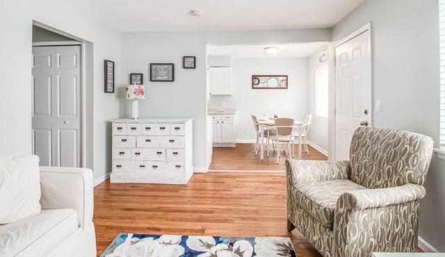 Beautiful retreat Home Near Auburn Hills/Waterford