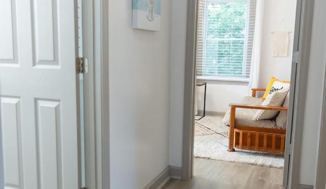 Blue Bungalow w/Free Golf Cart 1/2 mi from Square