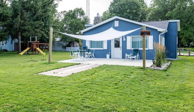 Blue Lake Inn house is across from Burtchville Park and Beach