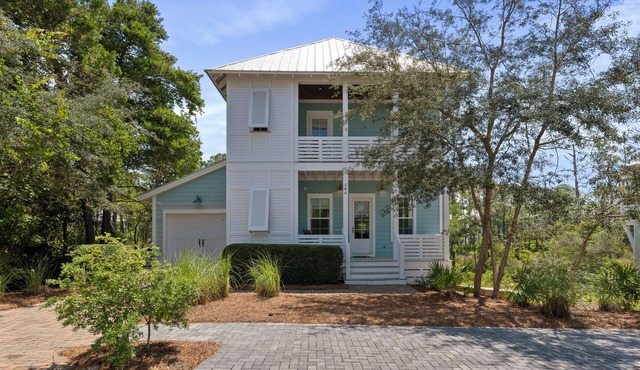 Blue Mountain Beach, walk to the beach, 6 seater golf cart, bikes, beach gear