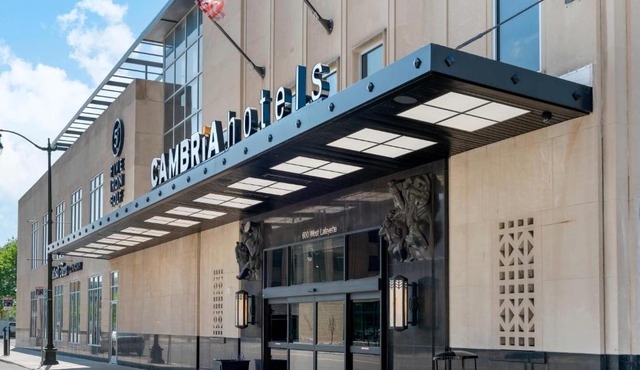 Cambria Hotel Detroit Downtown