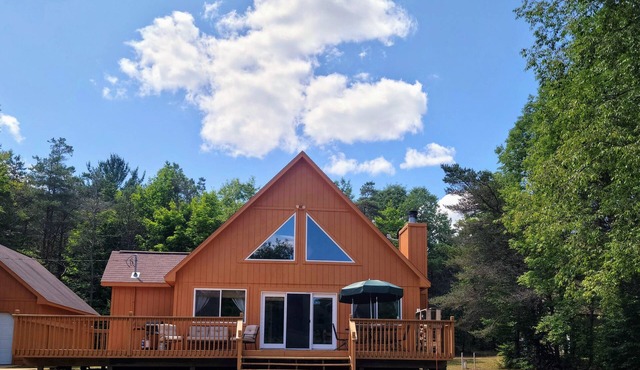 Chalet Getaway on 20 Acres