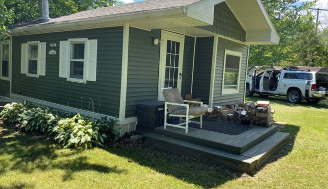 Charming 1-bedroom cabin in Port Hope-PET FRIENDLY with WIFI 😃