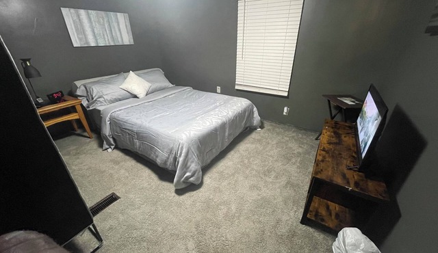 Charming 3-bedroom house with WiFi in Village of Clarkston