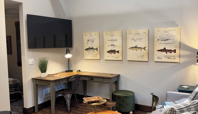 Charming and Cozy Retreat in Newaygo, MI -The Fisherman's Stay