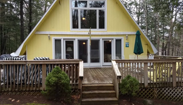 Charming Walloon Lake Cottage