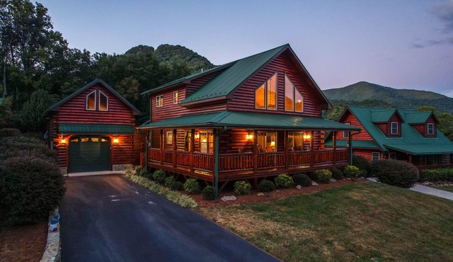 Chestnut Lodge Elk Experience Book for Fall Color