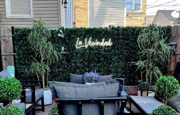 Chicago-Pilsen Boho apartment with Free parking - Unit C in Chicago